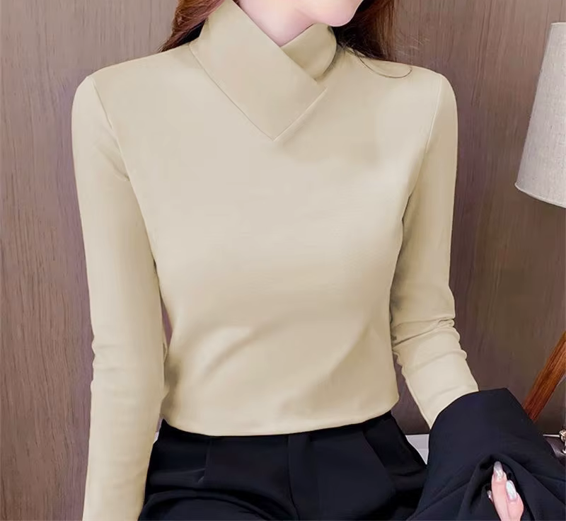 Beau™  | Elegante Turtleneck Fit